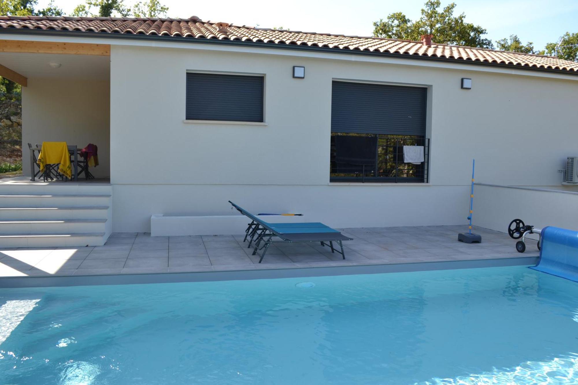 Hébergement de vacances Avec Piscine Privee Et Climatisation A *